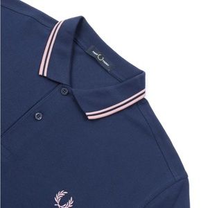 Navy blue with baby pink logo fred Perry polo men’s XL